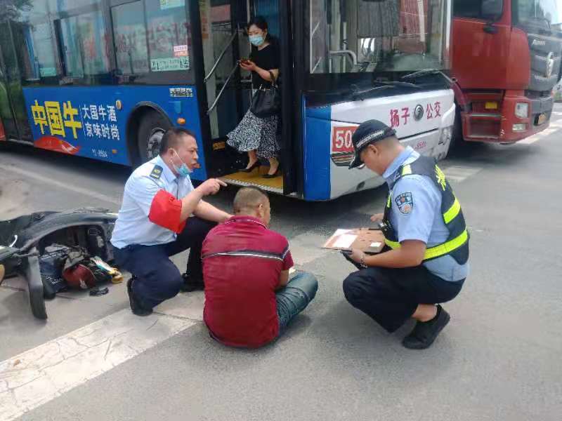 救人 (2).jpg 救人 (2).jpg