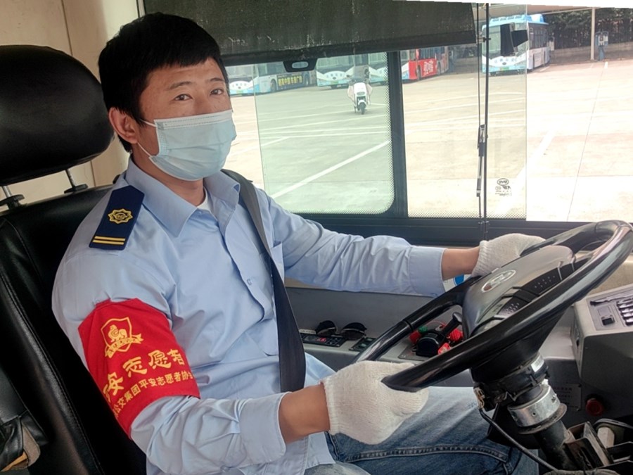 萬進.jpg 萬進.jpg