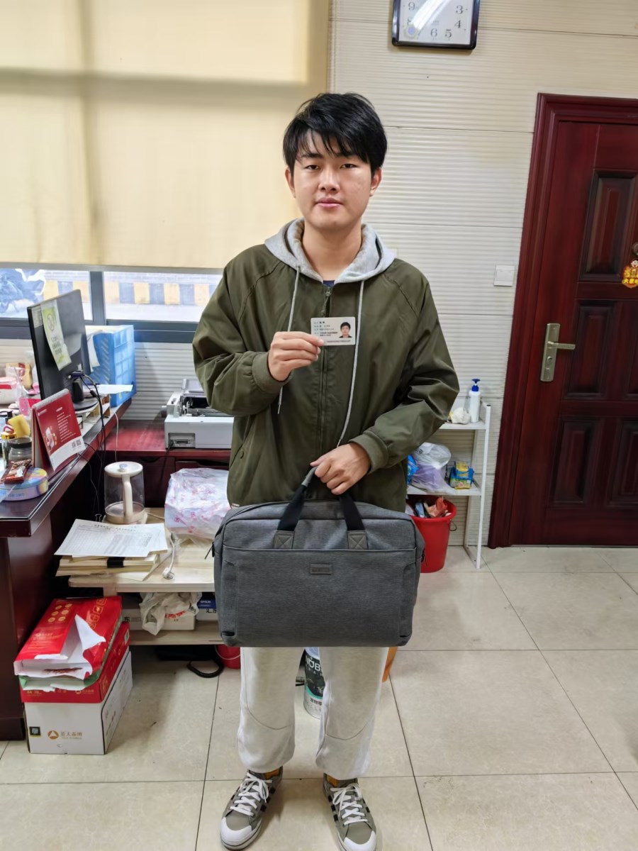 9a006eb0d5f6bb9a6afb14b33226a95e.jpg 9a006eb0d5f6bb9a6afb14b33226a95e.jpg